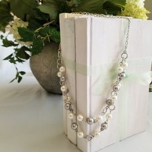 Silver beads and faux pearls necklace